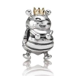 Authentic Pandora Queen Bee Charm 🐝